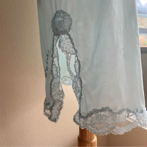 Vintage Kayser pastel blue lace slip skirt - Picture 13 of 15